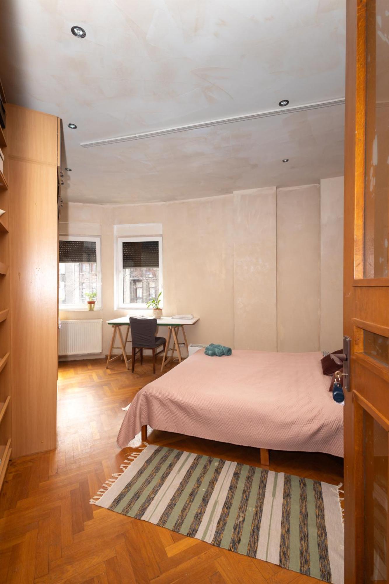 Shared Retro Vintage Luxury Apartment 布加勒斯特 外观 照片