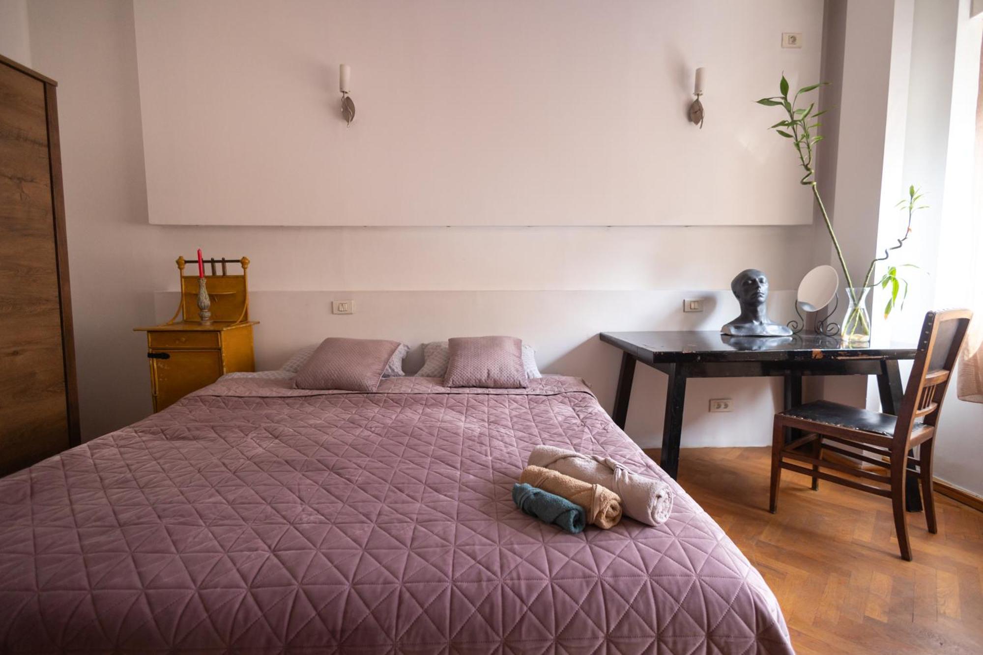 Shared Retro Vintage Luxury Apartment 布加勒斯特 外观 照片