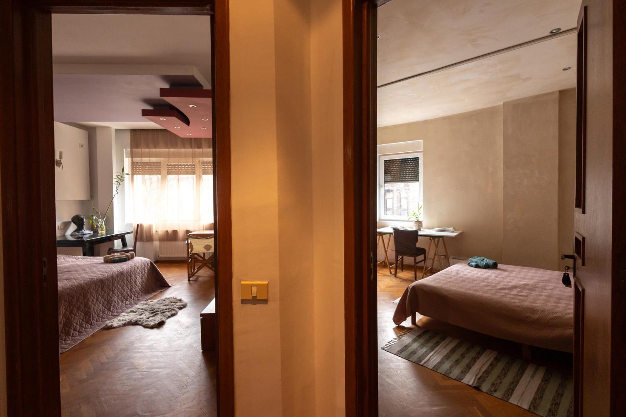 Shared Retro Vintage Luxury Apartment 布加勒斯特 外观 照片