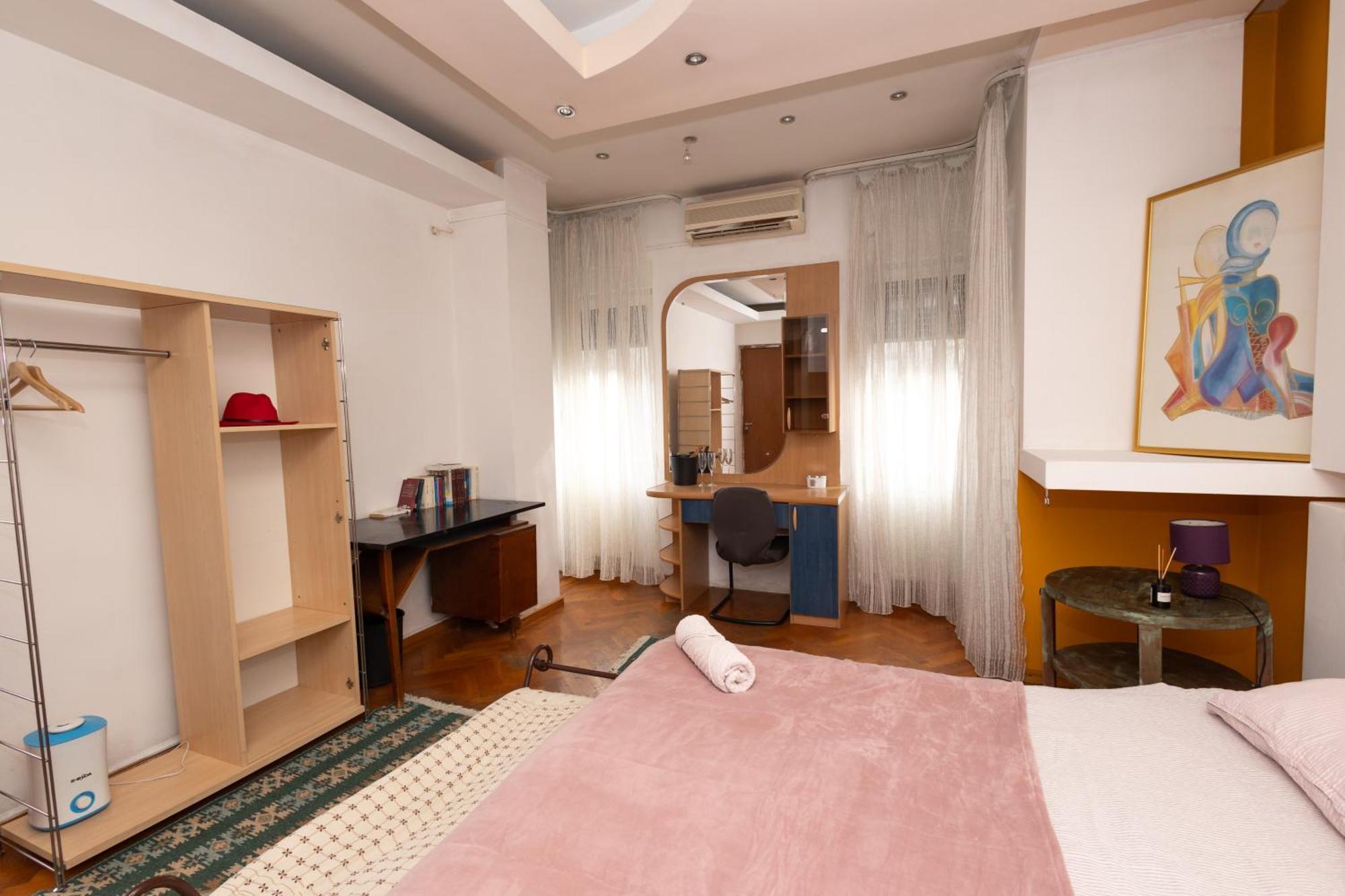 Shared Retro Vintage Luxury Apartment 布加勒斯特 外观 照片
